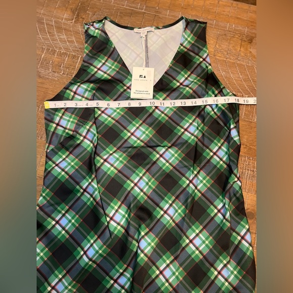 Satin Chemise Plaid Dress Size Medium (8-10) - Picture 5 of 8